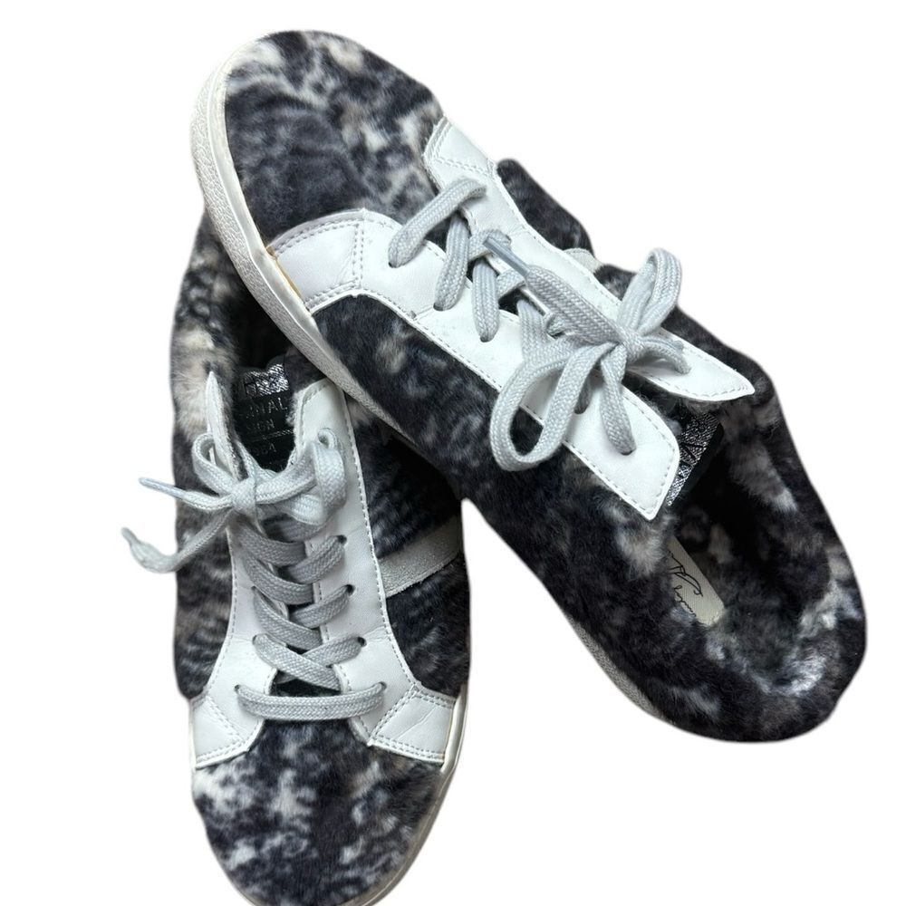 Vintage Havana Black & White Faux Fur Sneakers